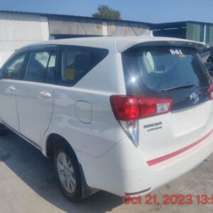 innova crysta 2.4 gx